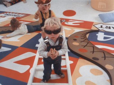 af9160_ifard2016217.2_farleys_rusks_snakes_and_ladders_30_seconds_mezzanine.01