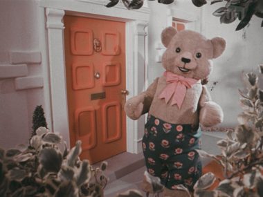 af9420_ifard2017015.21_mcvities_teddy_bear_digestive_mezzanine.01