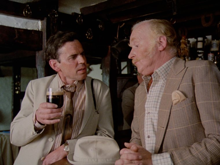 OE-23917 Tourist Taste.mov_h264.mov.01_00_34_20.Still003-min