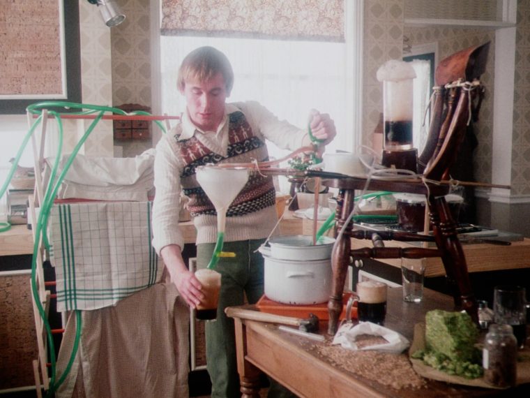 OE-23935 Do It Yourself.mov_h264.mov.01_00_04_10.Still004-min