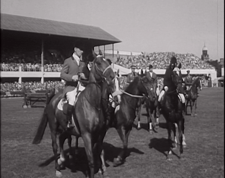 AA911_President Presents Aga Khan Trophy_01