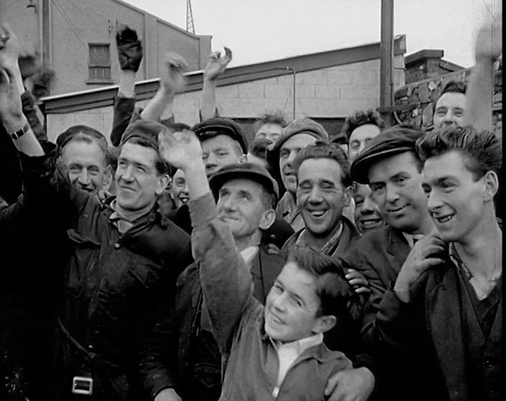 AA918-Kathleen Lemass-Launches-Meath-Ship-in-Dublin-03