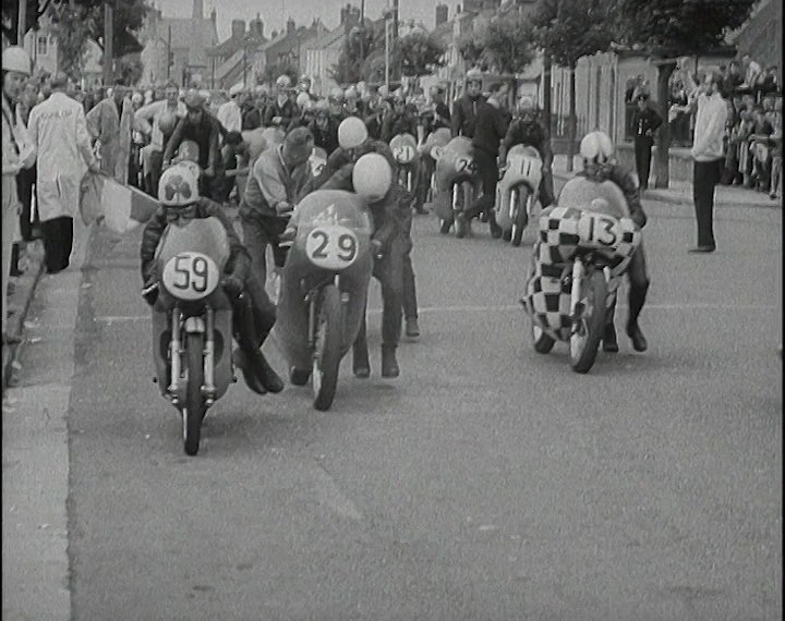 aaa1053_E214.4_Motor Cycling Skerries 100