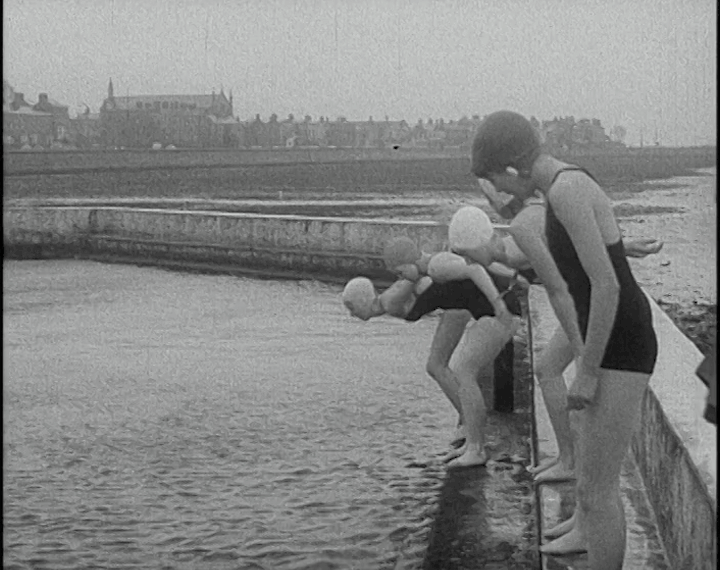 aaa1084-Clontarf Baths Christmas Day Swim-01
