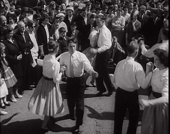 aaa1353-E104.1-Fleadh Ceoil Swinford-01