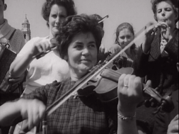 aaa1363_E209_Fleadh Ceoil at Mullingar-02