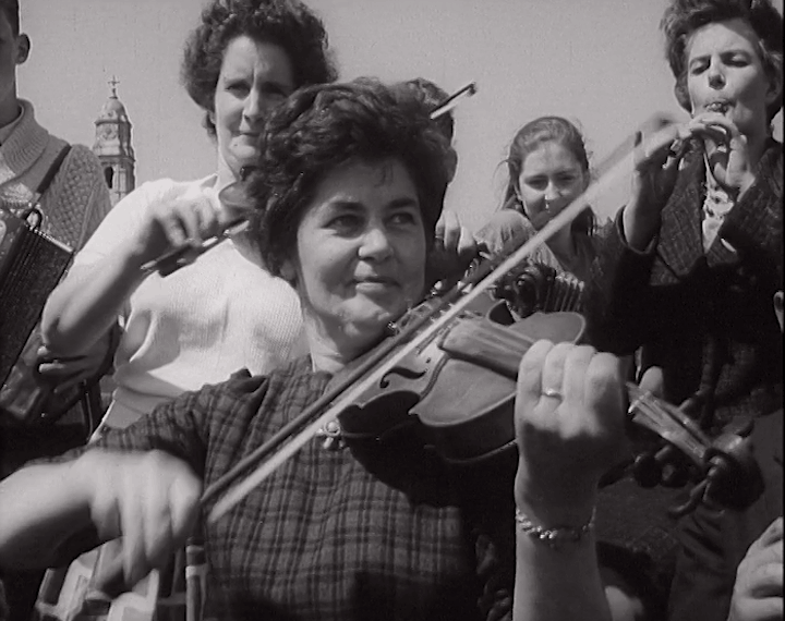 aaa1363_E209_Fleadh Ceoil at Mullingar-02