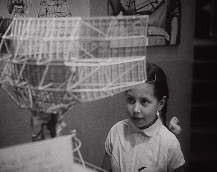 mv260aa_E152.3_French Fortnight in Dublin