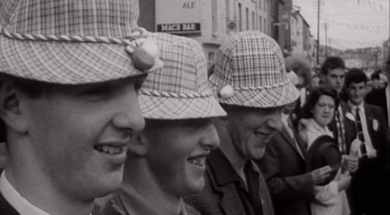 mv261aa_E159.2_Strange Contrasts at Fleadh Ceoil Gorey