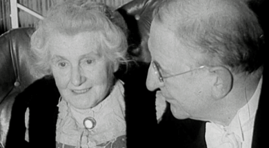 mv274aa_E20.1_Oireachtas Week Gatherings