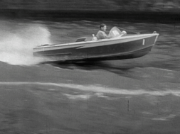 mv274aa_E21.4_Thrills For Dubliners Speedboats On Liffey