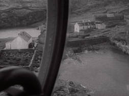 mv278aa_ab661_e90.1_Inisturk relieved supplies by helicopter