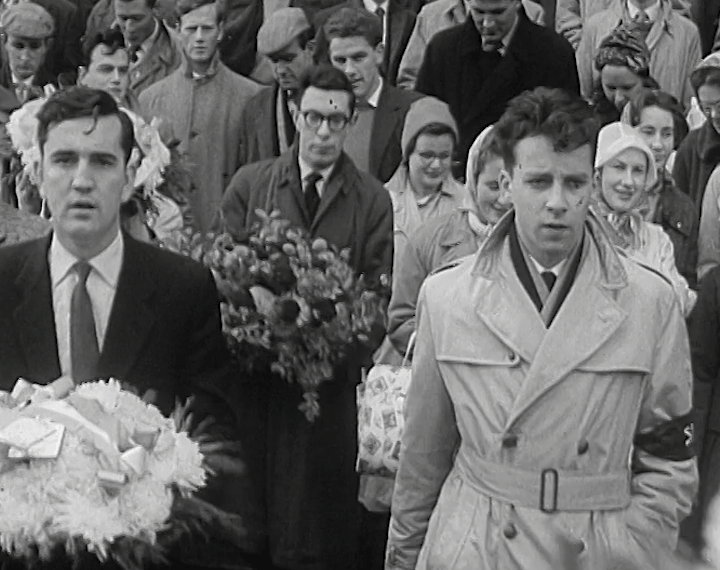 mv279aa_E78.1_UCD Students Honour Kevin Barry