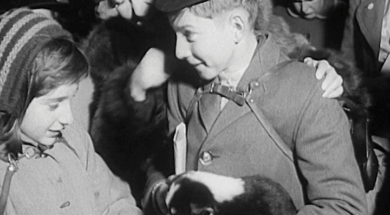 mv279aa_E81.2_Scholarship Children Home From Gaeltacht