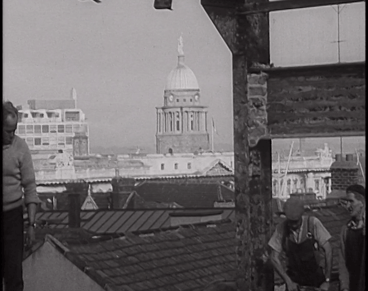 mv283aa_E174.3_Theatre Royal Final Scene 02