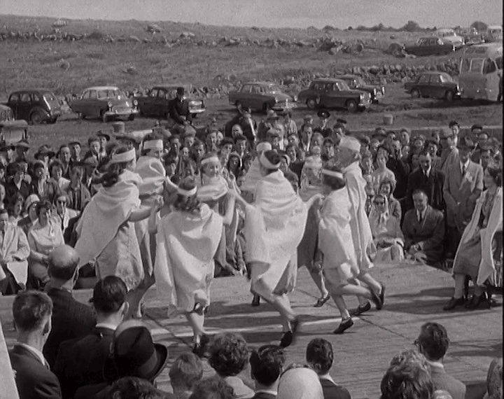 mv297aa_E68.4_Galway Oyster Festival