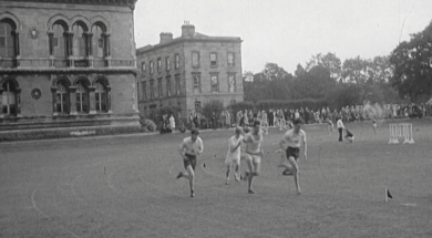 mv298aa_E106.2_President Attends Trinity Week