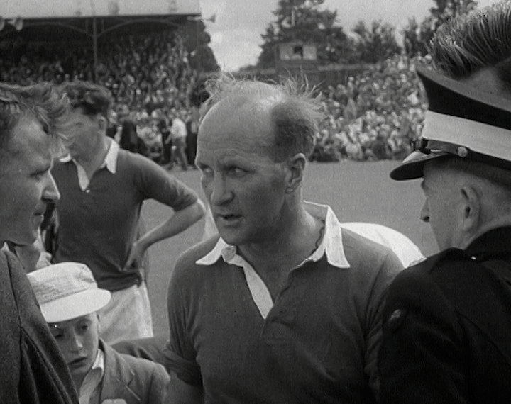 mv298aa_E9.1_Thurles Munster Hurling Final