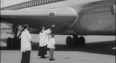 mv300aa_E210.3_Annual Blessing of Aer Lingus Fleet.