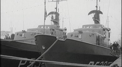 mv300aa_E218.3_Danish Frigates Visit Dublin