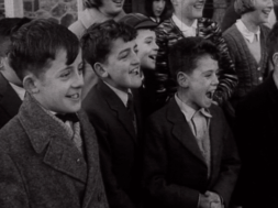 re-edit_mv262aa_e83.2_‘Puss in Boots’ Panto Comes to Drimnagh