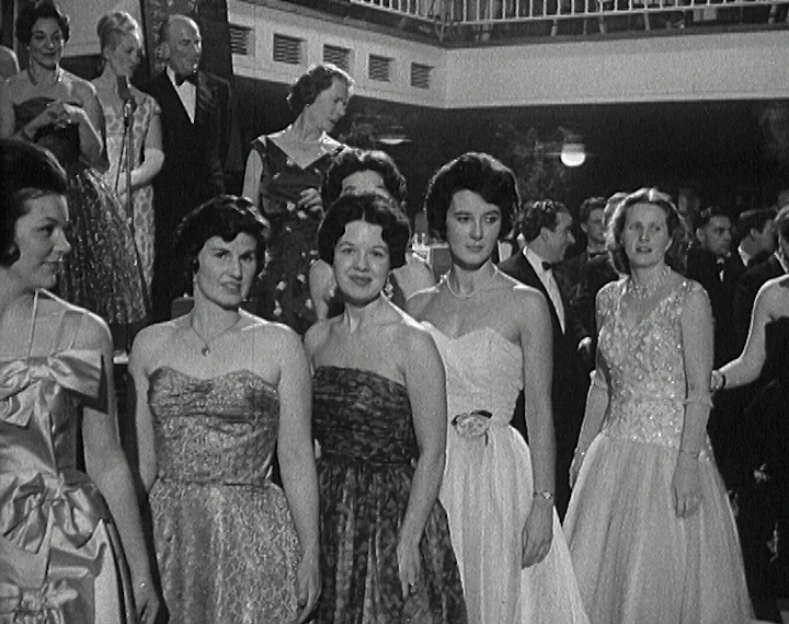 re-edit_mv297aa_e80.1_Creation Ball to Help Remedial Clinic