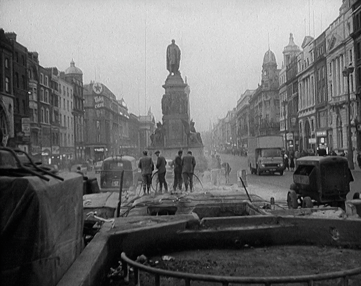 re-edit_mv301aa_e240.3_The Thing Removed from O Connell Bridge